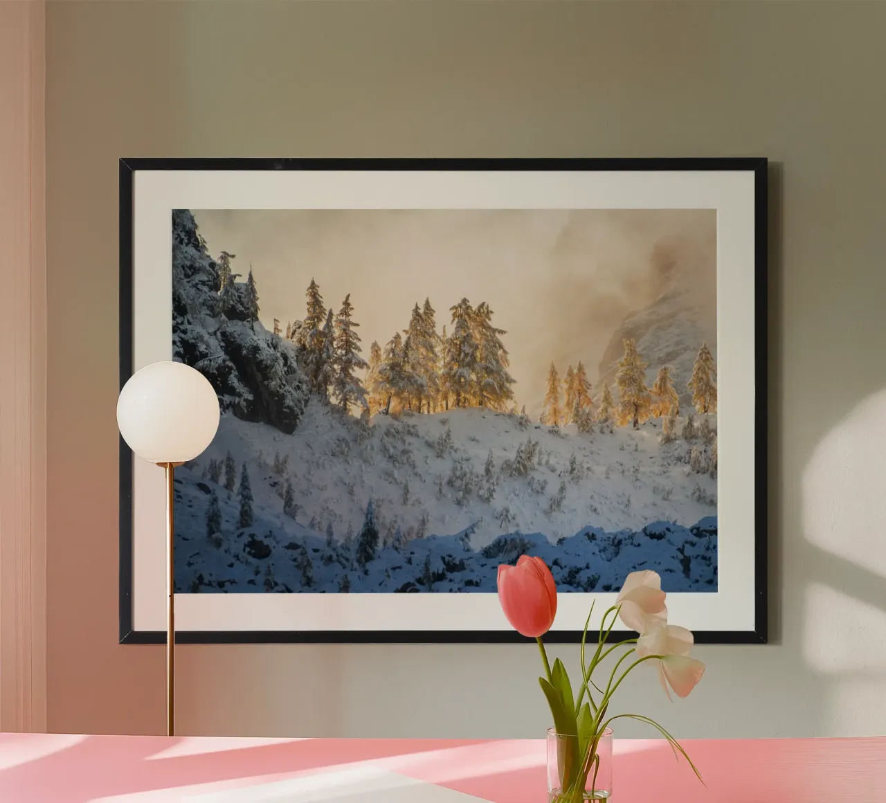 Sussurri di sentieri d'autunno poster con telaio in legno da PhotoVibe Decor