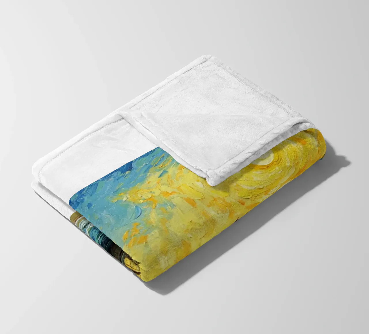 Vista della spiaggia con nave affondata in riva al mare coperta in pile da Piper Shop Oke