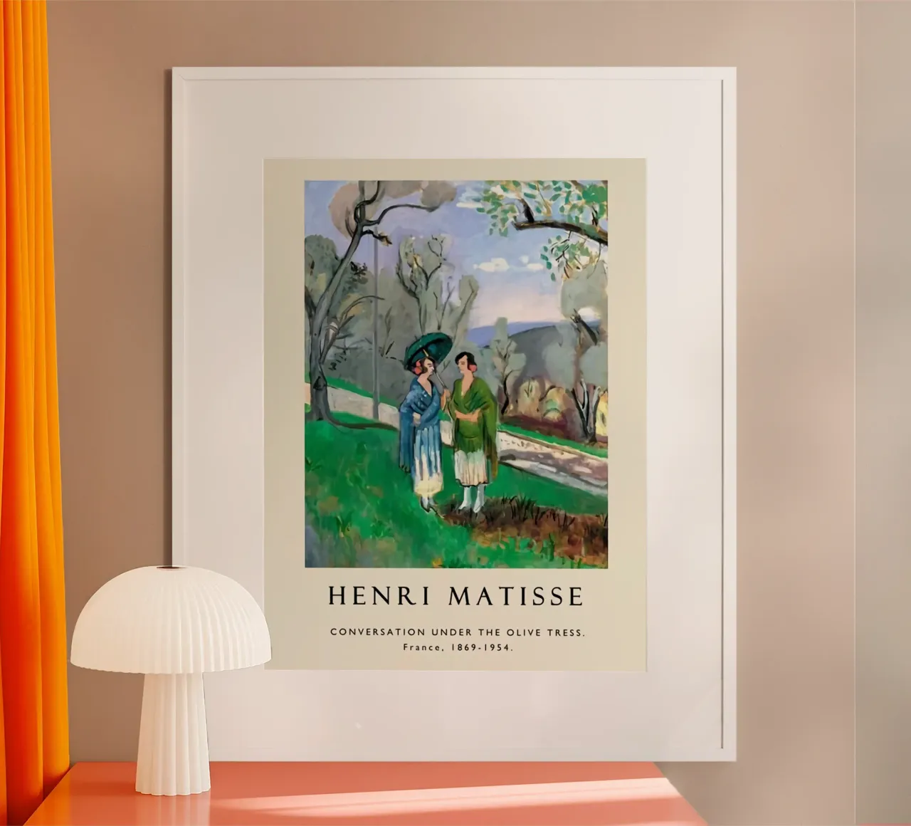 due donne che chiacchierano sotto un ulivo poster da sazkia art