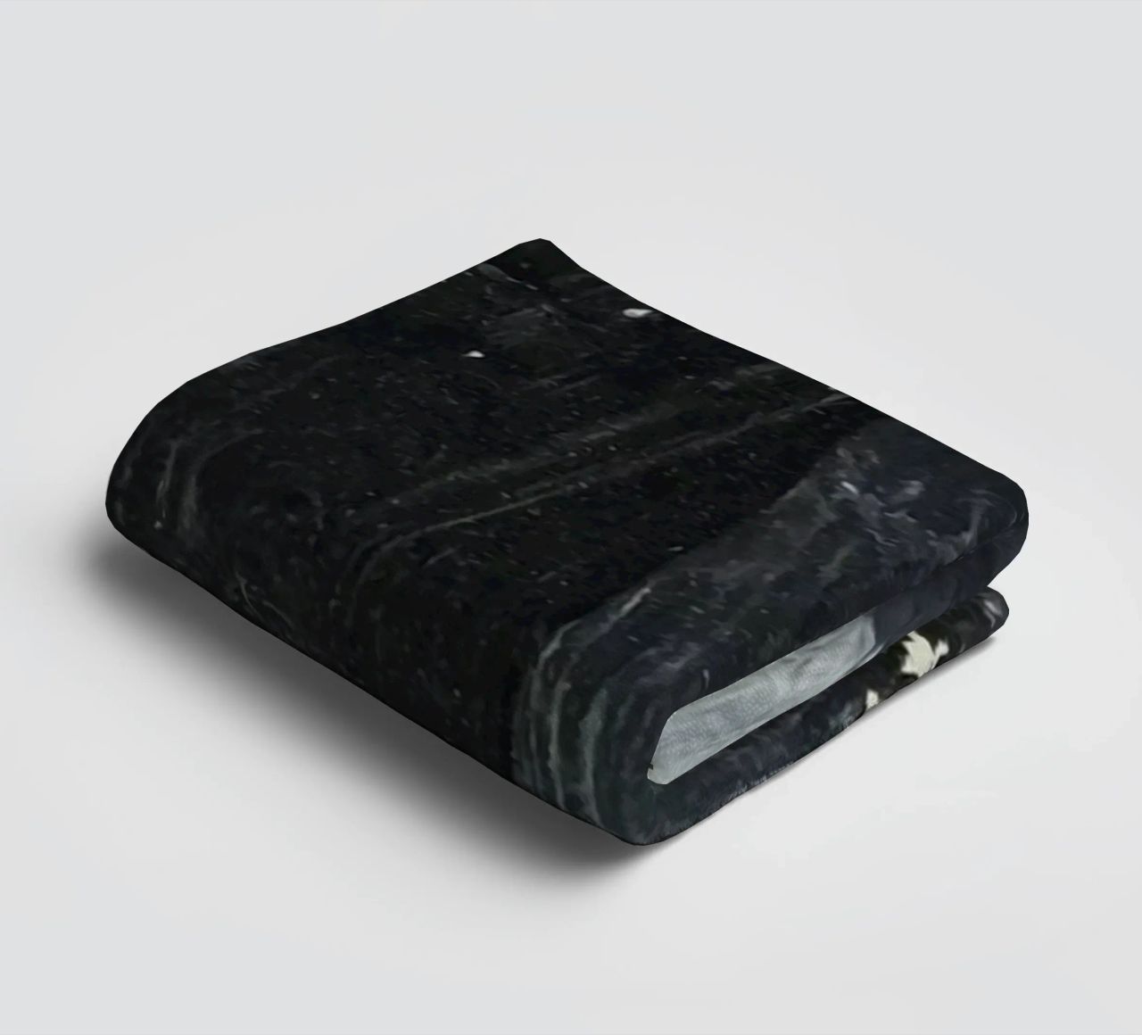 abstract texture black and red asciugamano da bagno da vintageshop