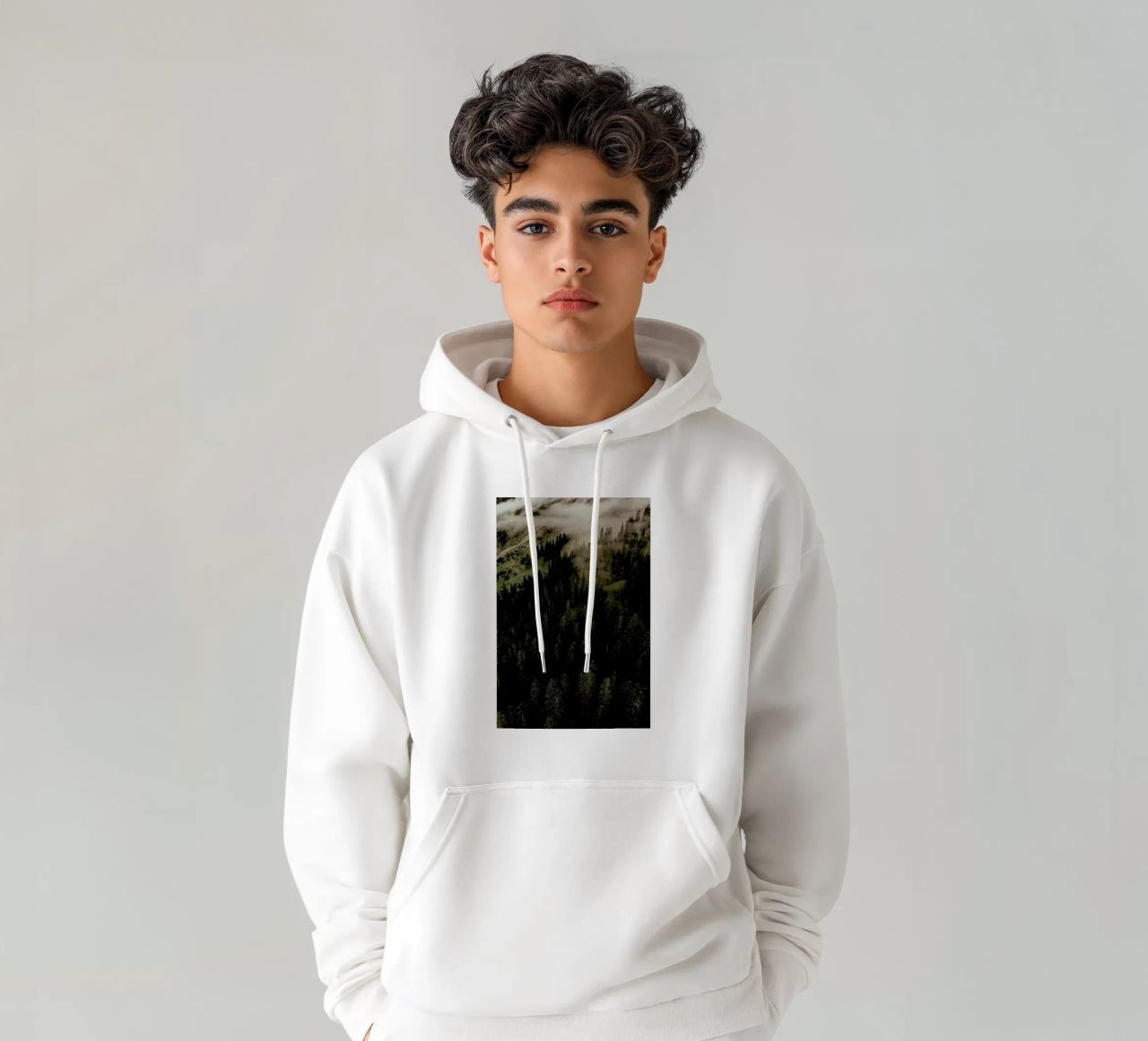 Calm Mornings And Clouds felpa con cappuccio da Sebastian Hilgetag
