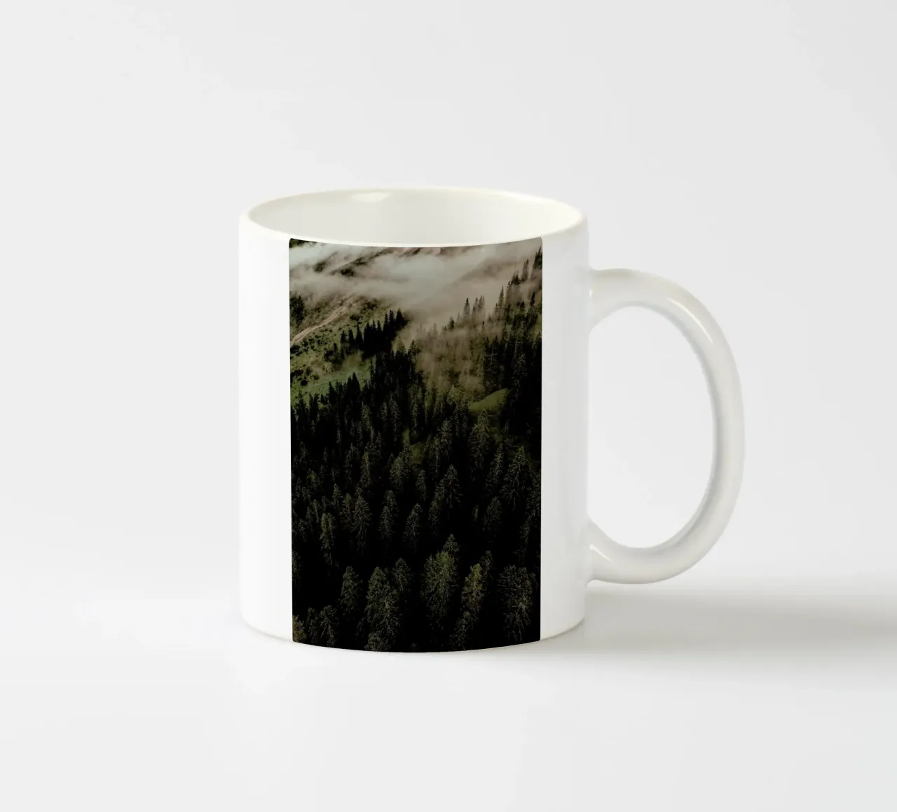 Calm Mornings And Clouds Keramik Tasse von Sebastian Hilgetag