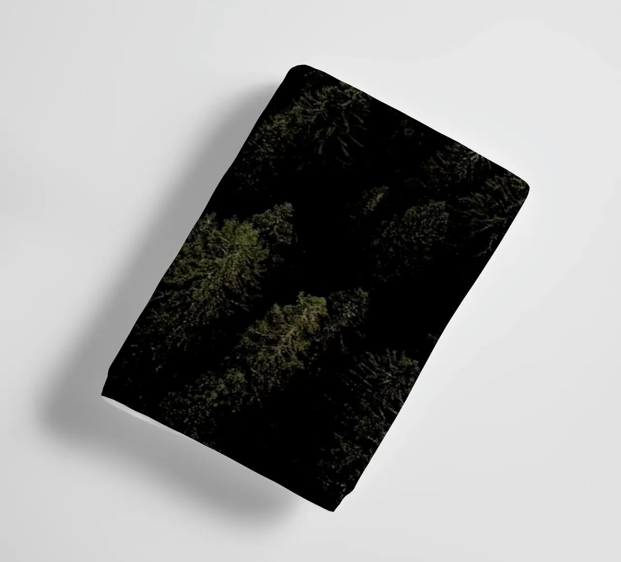 Calm Mornings And Clouds Handtuch von Sebastian Hilgetag