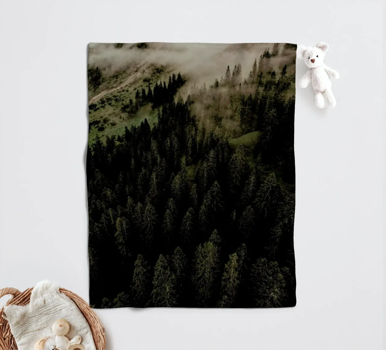 Calm Mornings And Clouds coperta in pile da Sebastian Hilgetag