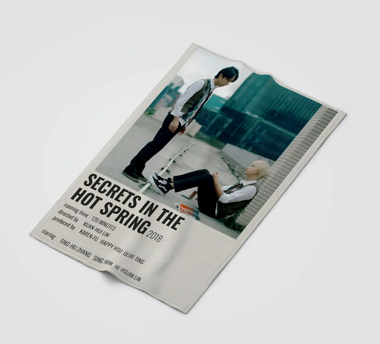 SECRETS IN THE HOT SPRING 2018 coperta in pile da MVFminimalist