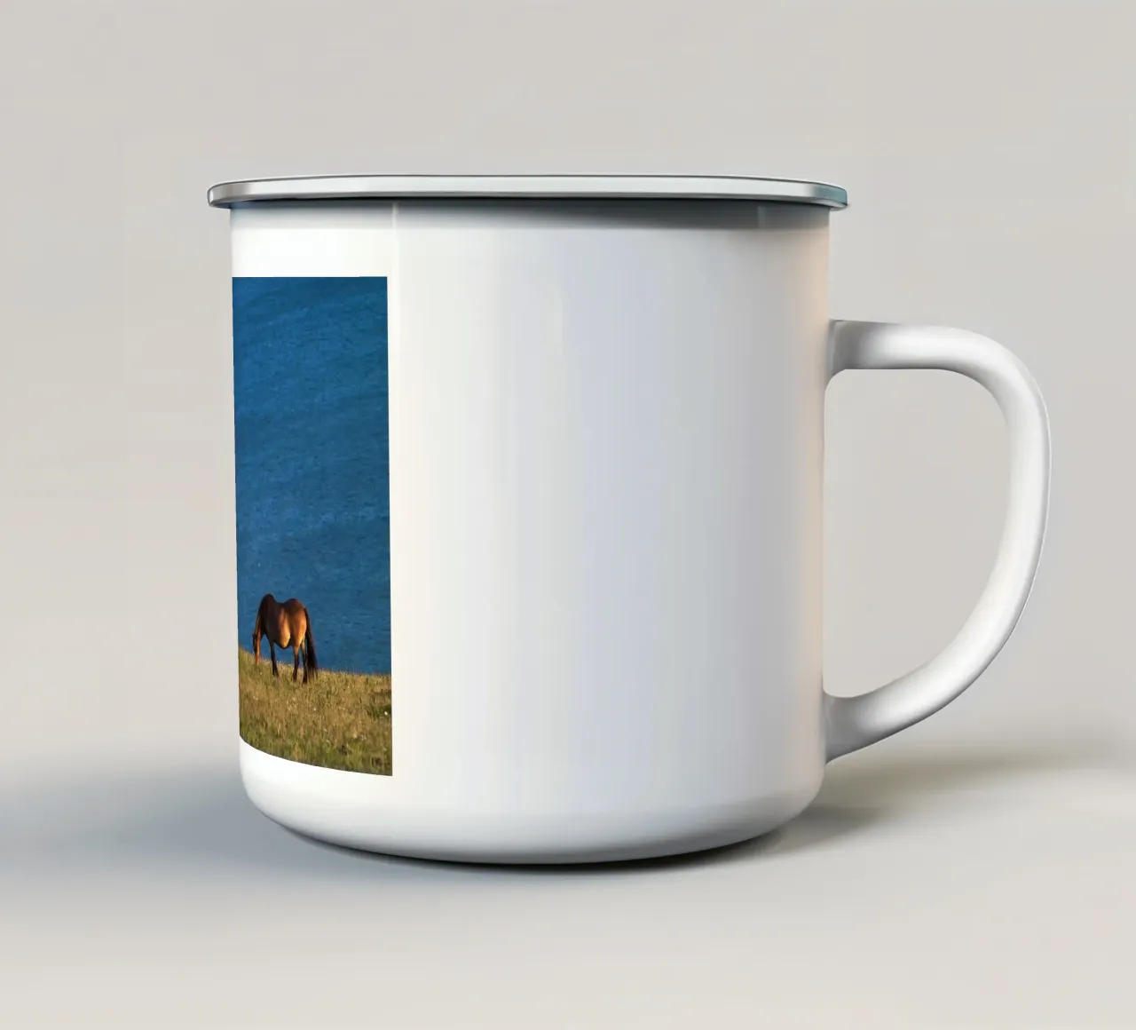 pascolo di cavalli tazza in smalto da Horsire
