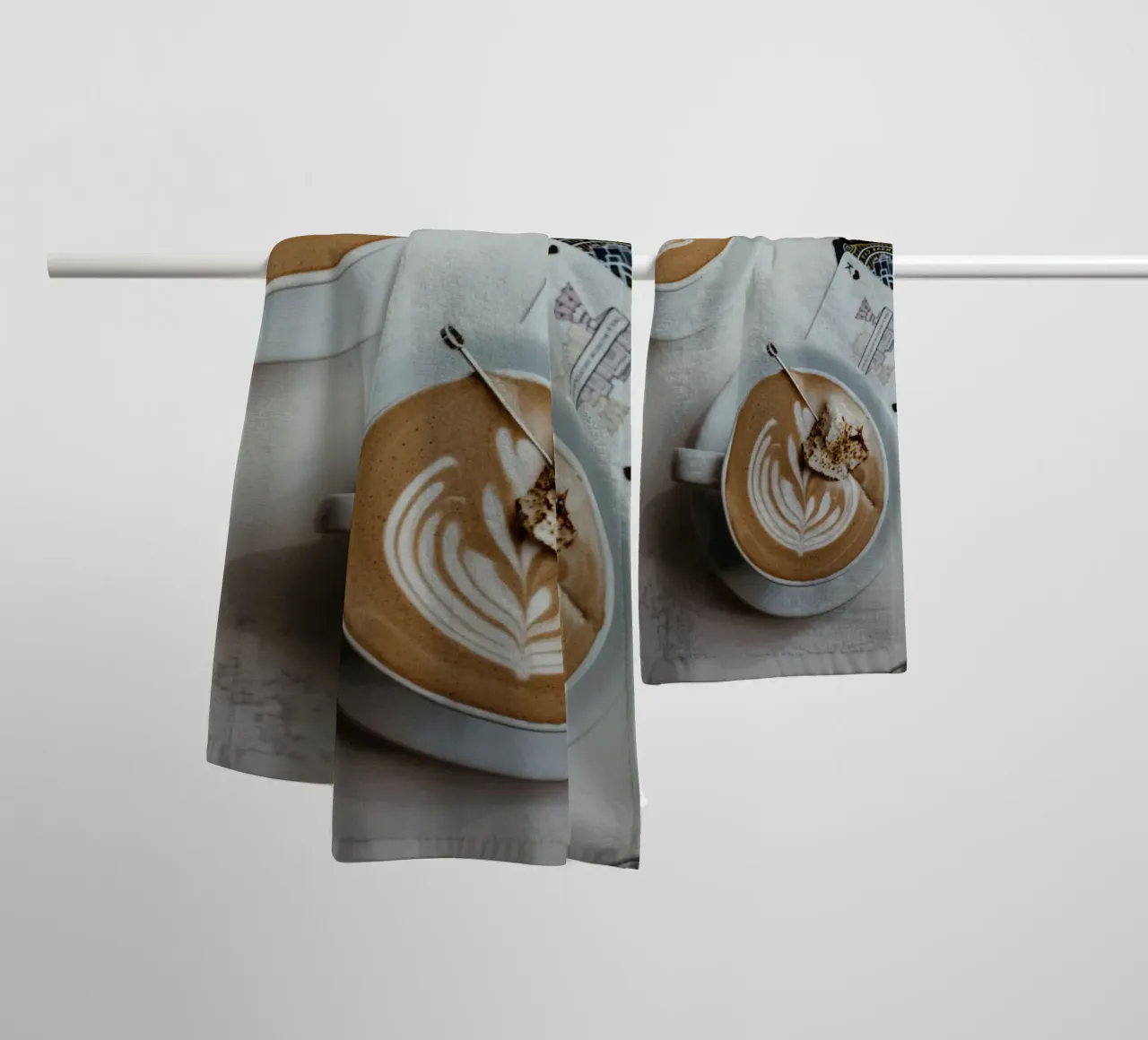Kaffeepaar auf dem Schreibtisch Handtuch von cofa home