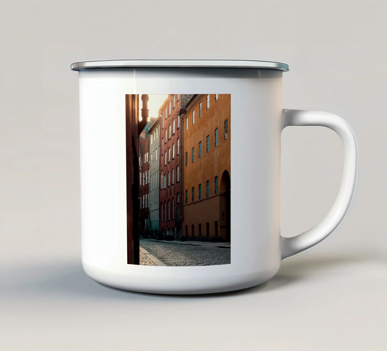 Un muro colorato esplode tazza in smalto da Classic
