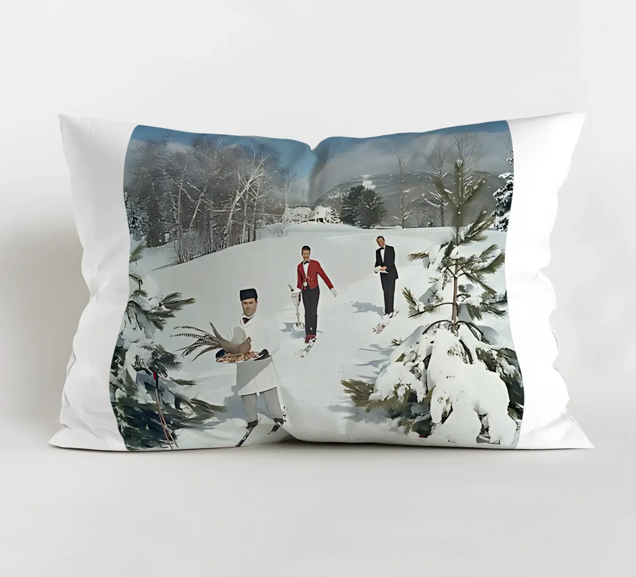 Slim Aarons - Camerieri sciatori cuscino da kaitlinparkershop