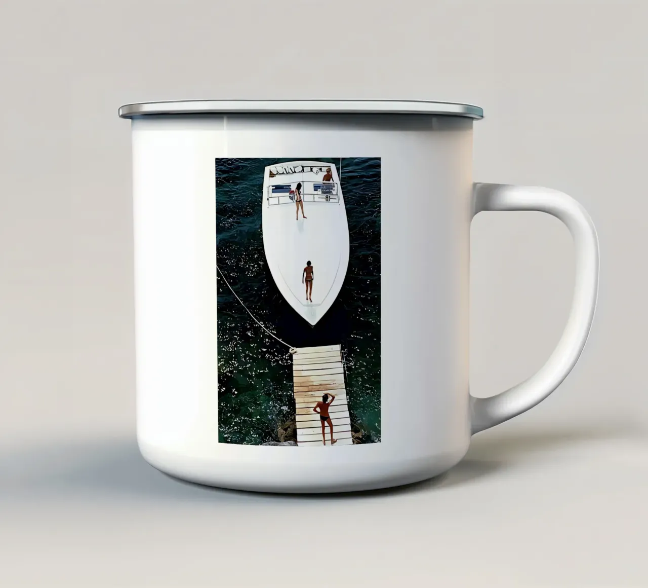 Slim Aarons - Sbarco in motoscafo tazza in smalto da kaitlinparkershop