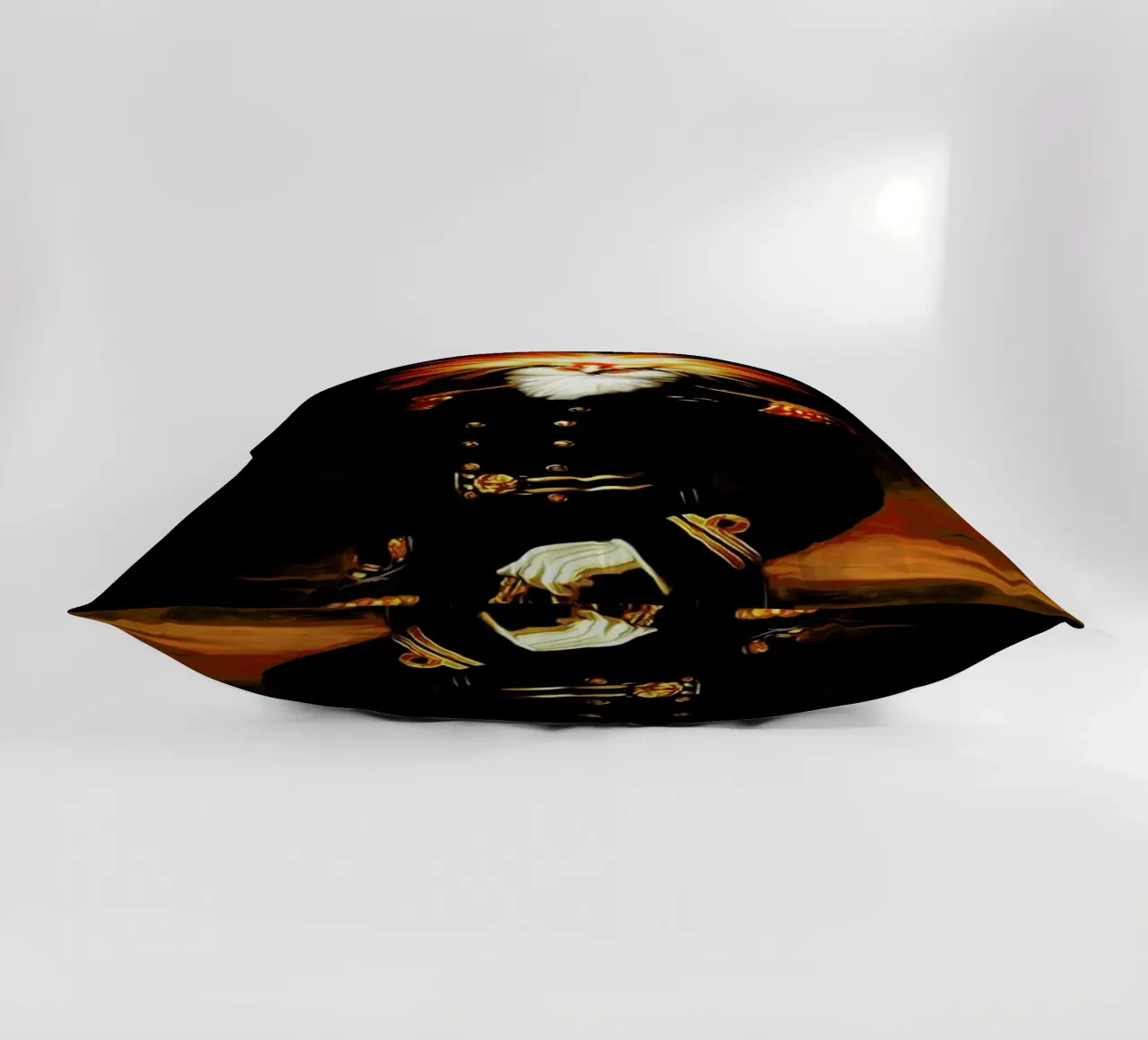 Cormac decorative cushion by Tein Lucasson