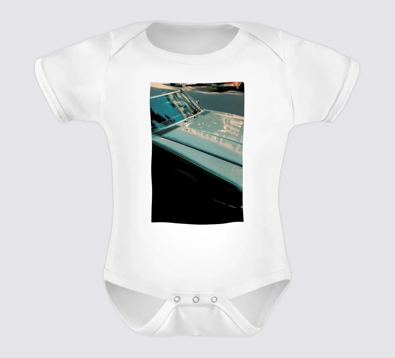 Oldtimer In The Sun body neonato maniche corte da Sebastian Hilgetag