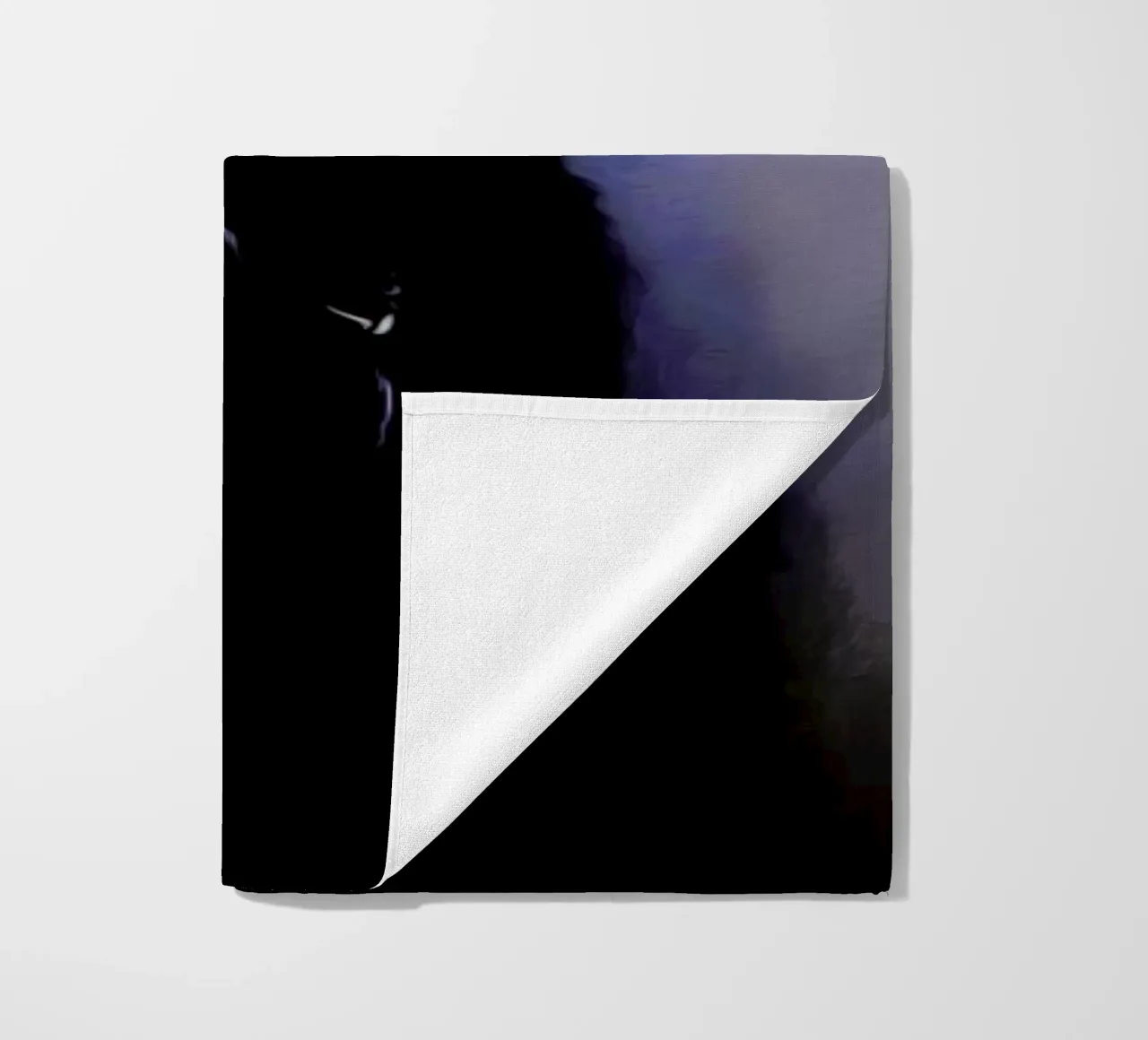 Drew beach towel by Tein Lucasson
