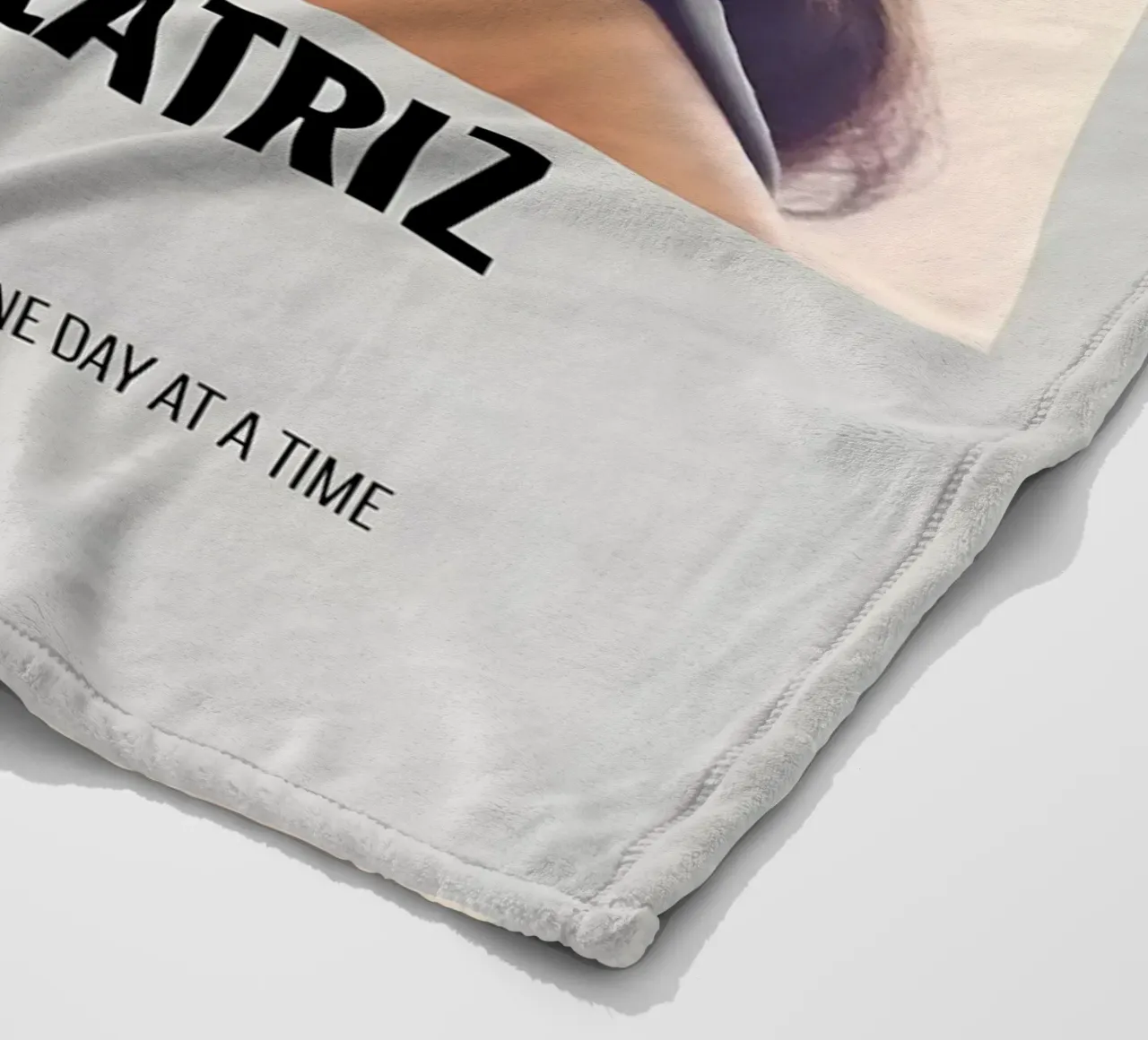 STEPHANIE BEATRIZ coperta in pile da MVFminimalist