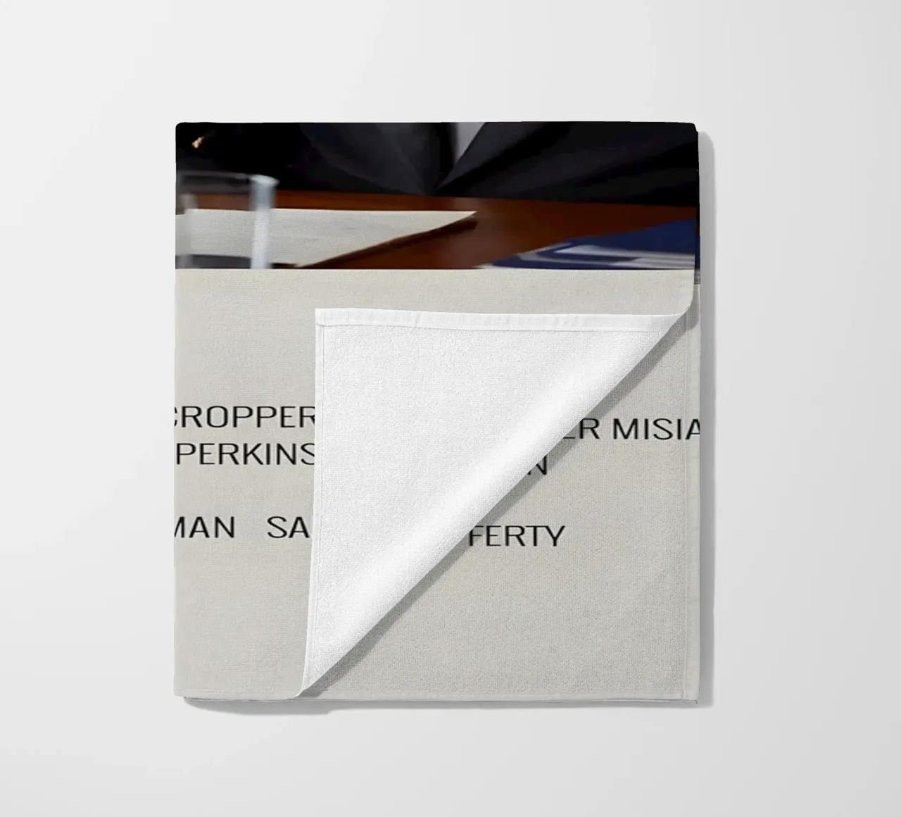 SUITS 2011 telo mare da MVFminimalist