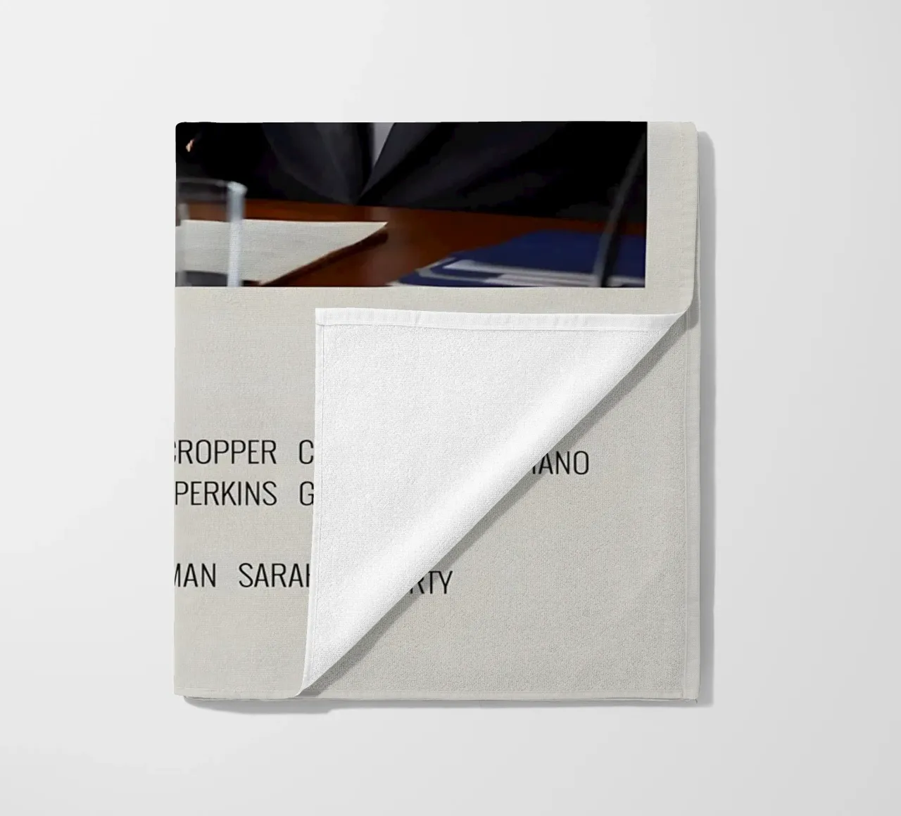 SUITS 2011 telo mare da MVFminimalist