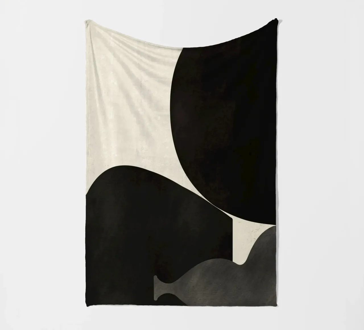 Forme organiche in bianco e nero 02 coperta in pile da Little Dean