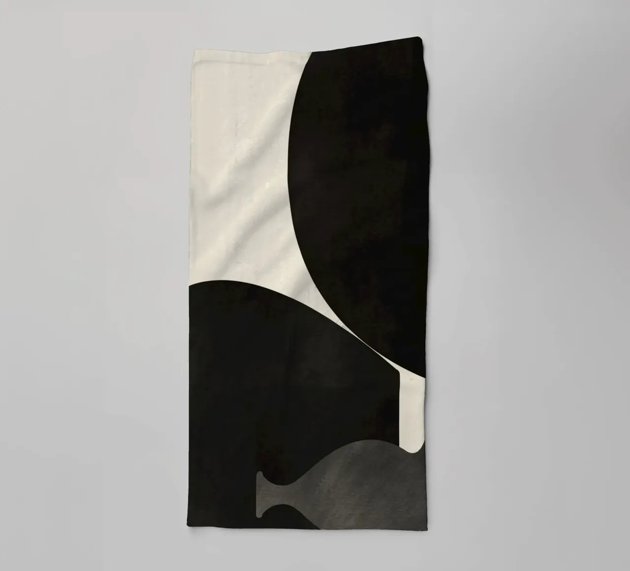 Forme organiche in bianco e nero 02 asciugamano da bagno da Little Dean