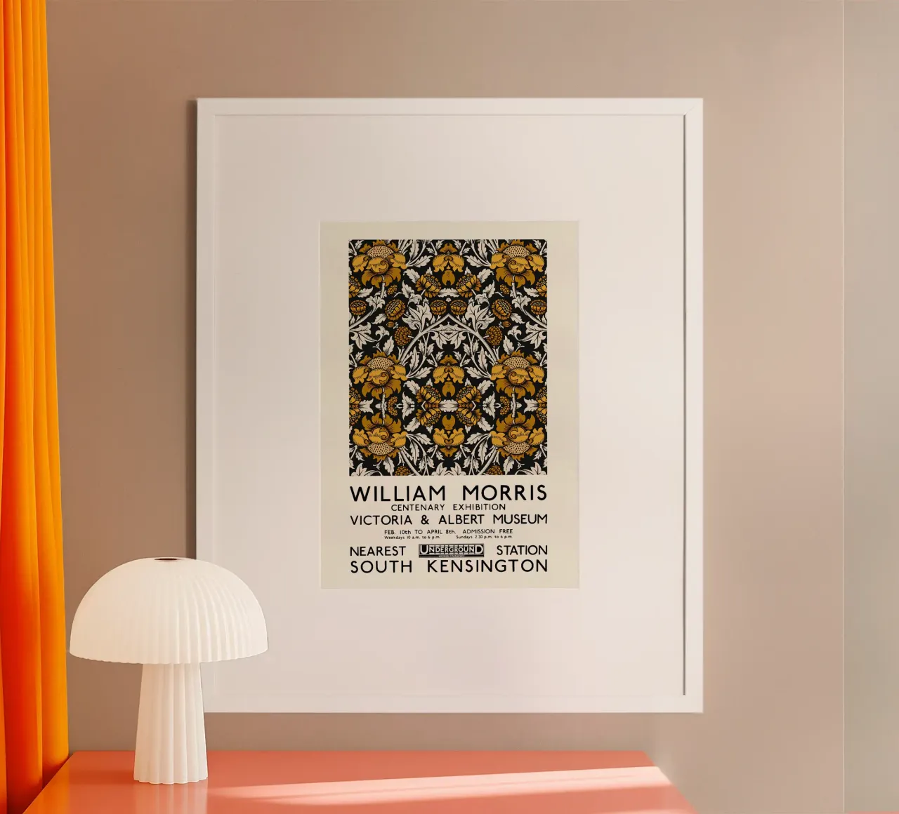 William Morris Exhibition Print - Golden Floral pt.2 poster con telaio in alluminio da leslie shop