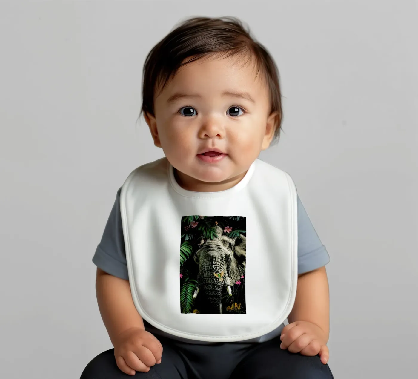 Elephant 5 bavaglino da Wouter Rikken