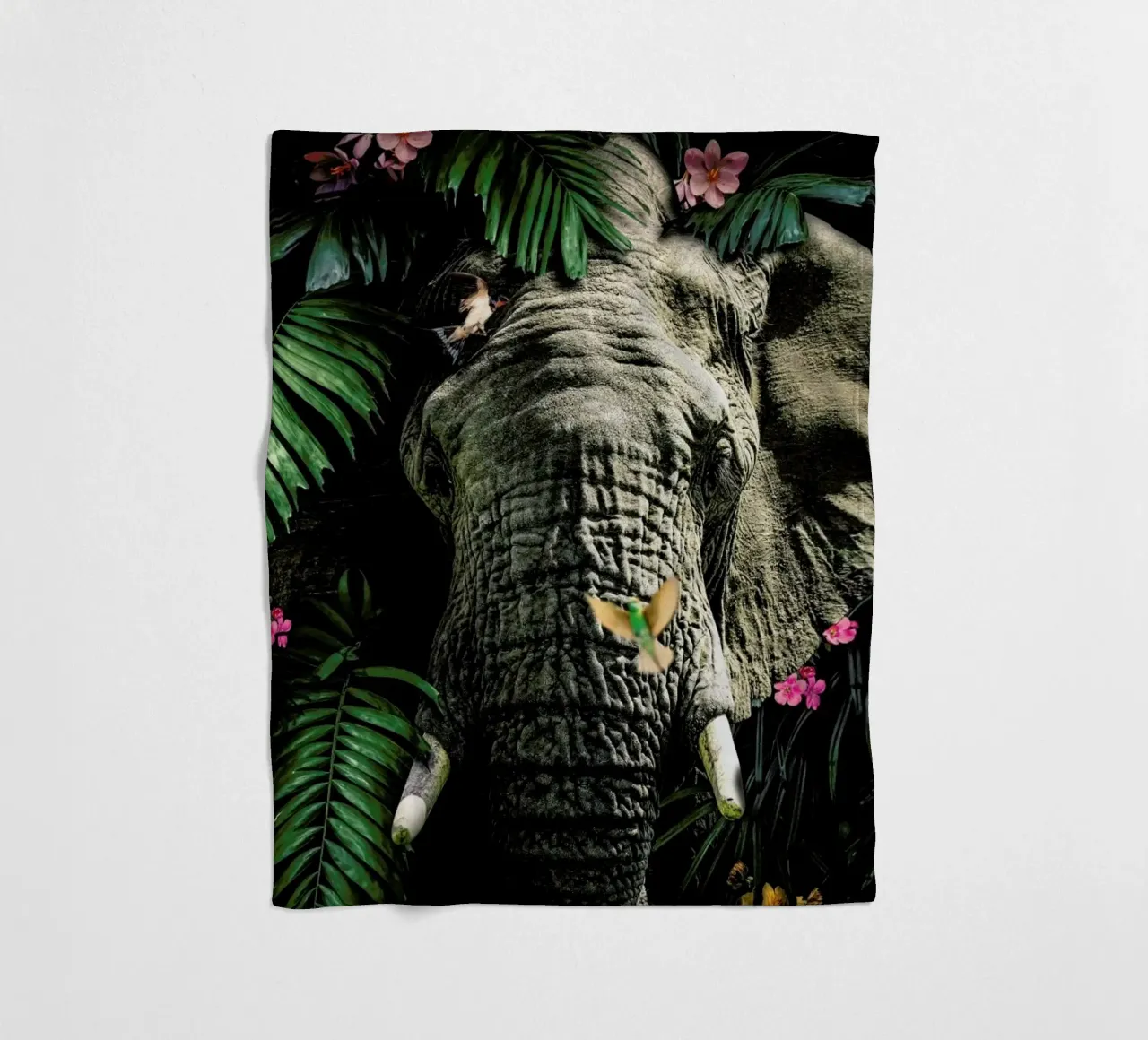 Elephant 5 fleece blanket by Wouter Rikken