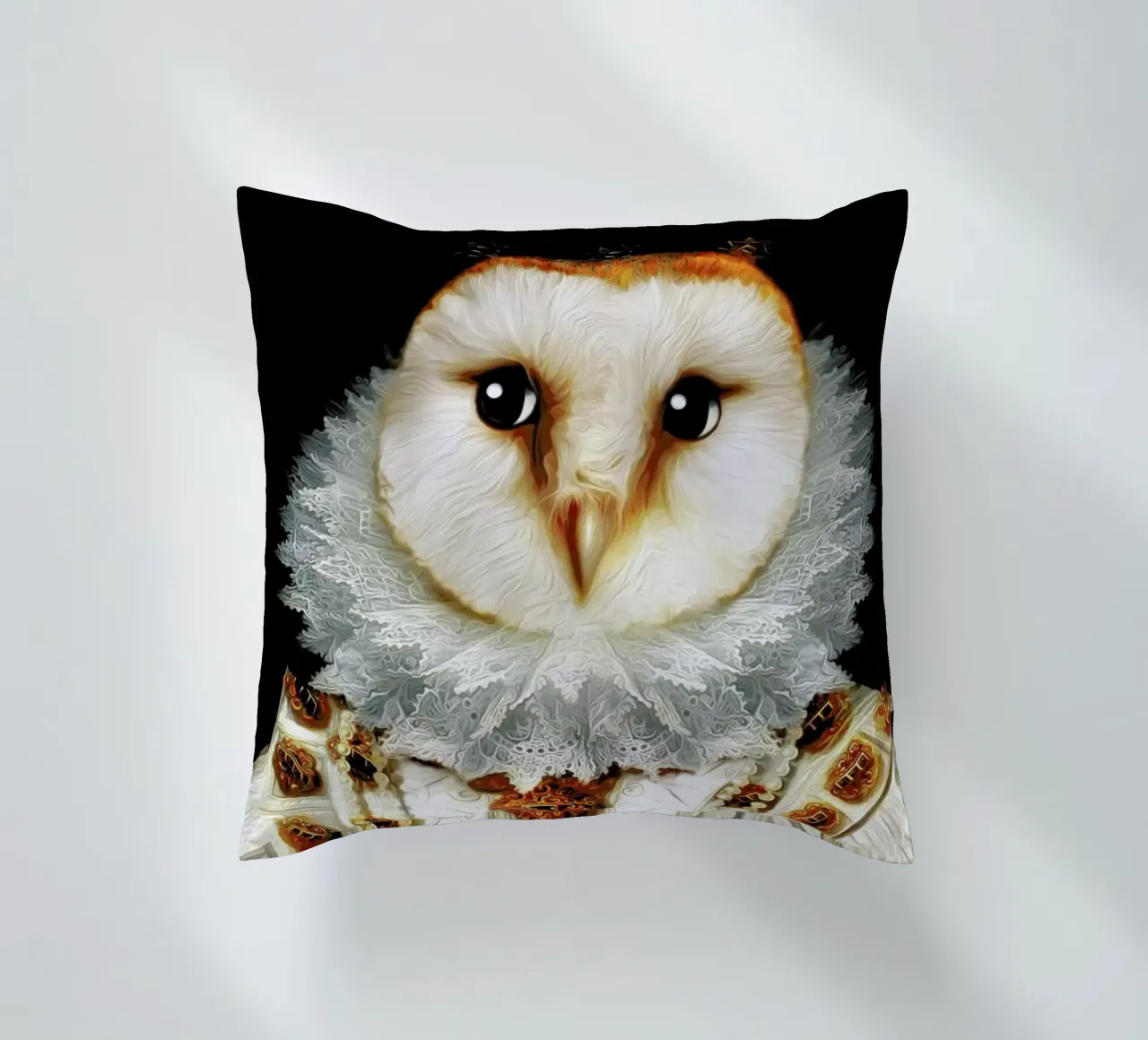 Reina decorative cushion by Tein Lucasson