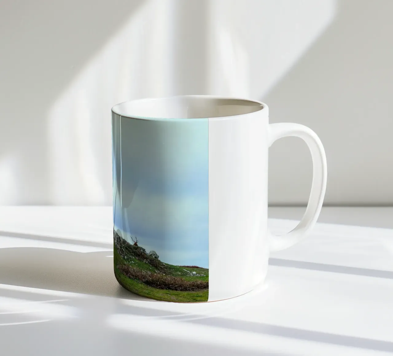 corna sull'erba tazza in ceramica da animal story home