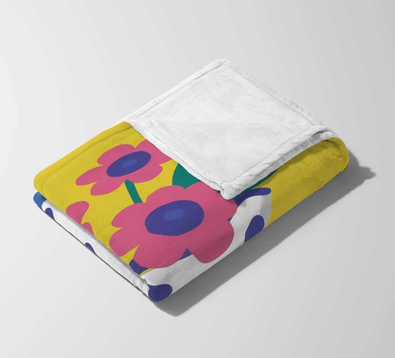 Fiore a pois Pop coperta in pile da Haven Fantasy