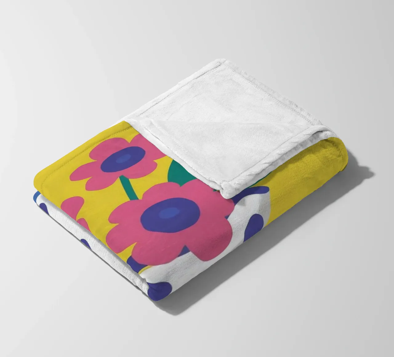 Fiore a pois Pop coperta in pile da Haven Fantasy