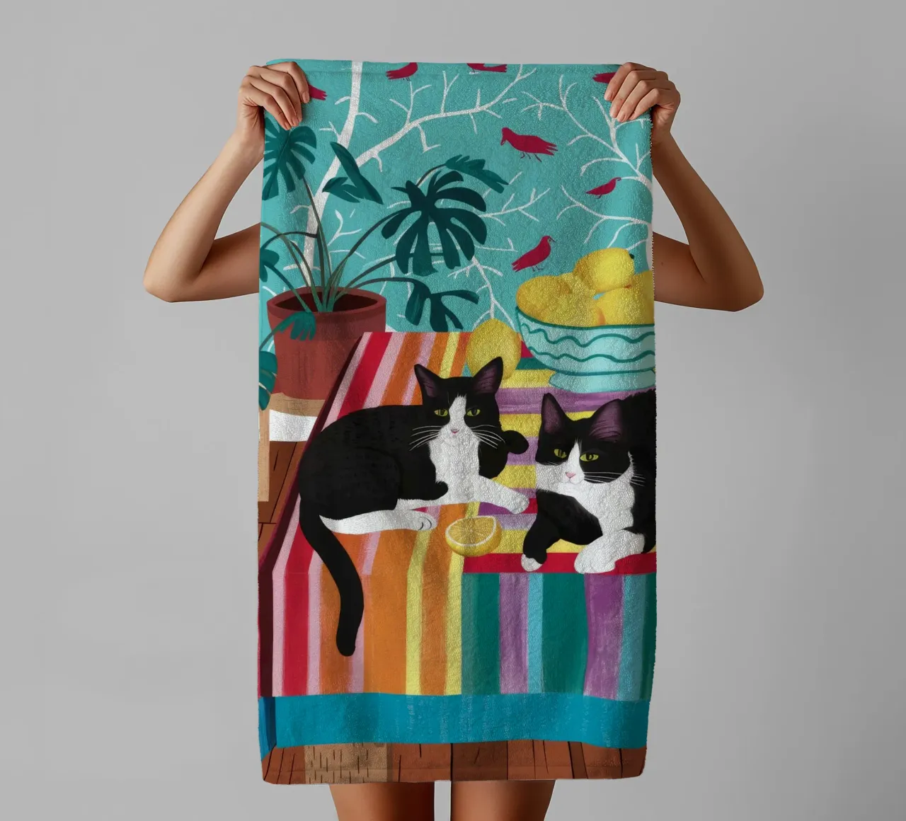 Tuxedo Cat Gartenparty Handtuch von Stone Decade