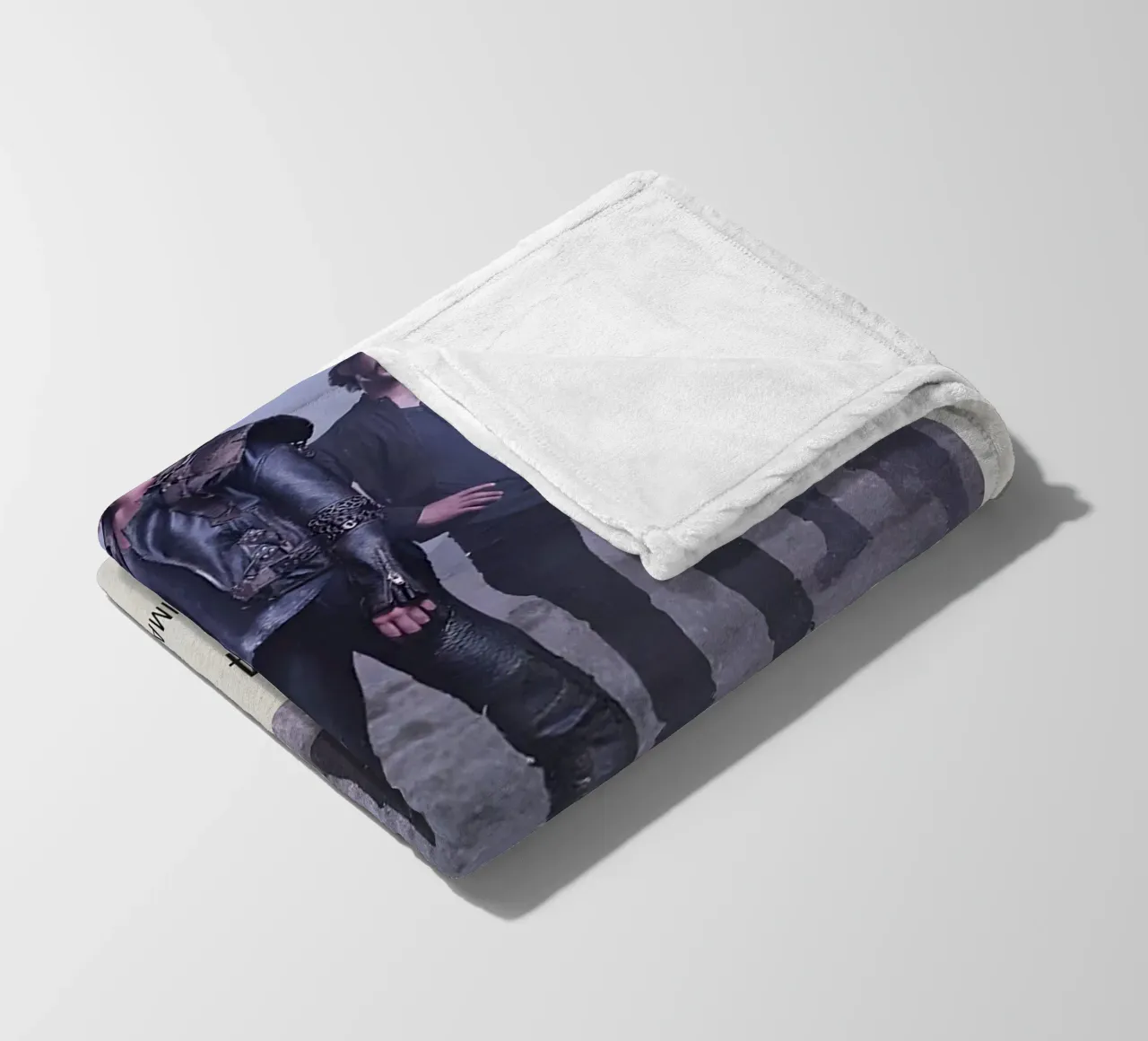 THE 100 2014 coperta in pile da MVFminimalist