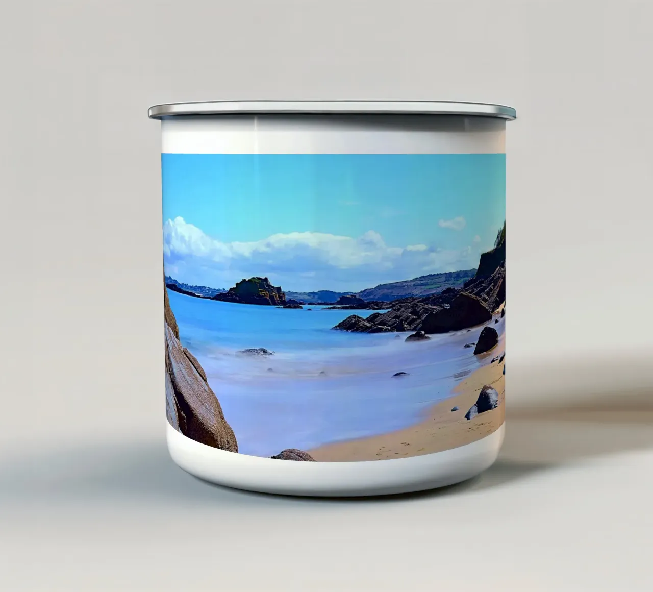 FAA331 tazza in smalto da Thierry vobmann photography