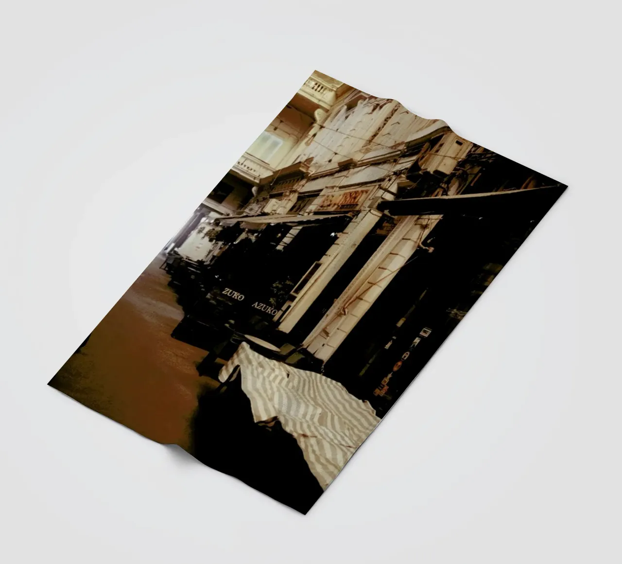 Analog Series Closed Mall coperta in pile da Sebastian Hilgetag