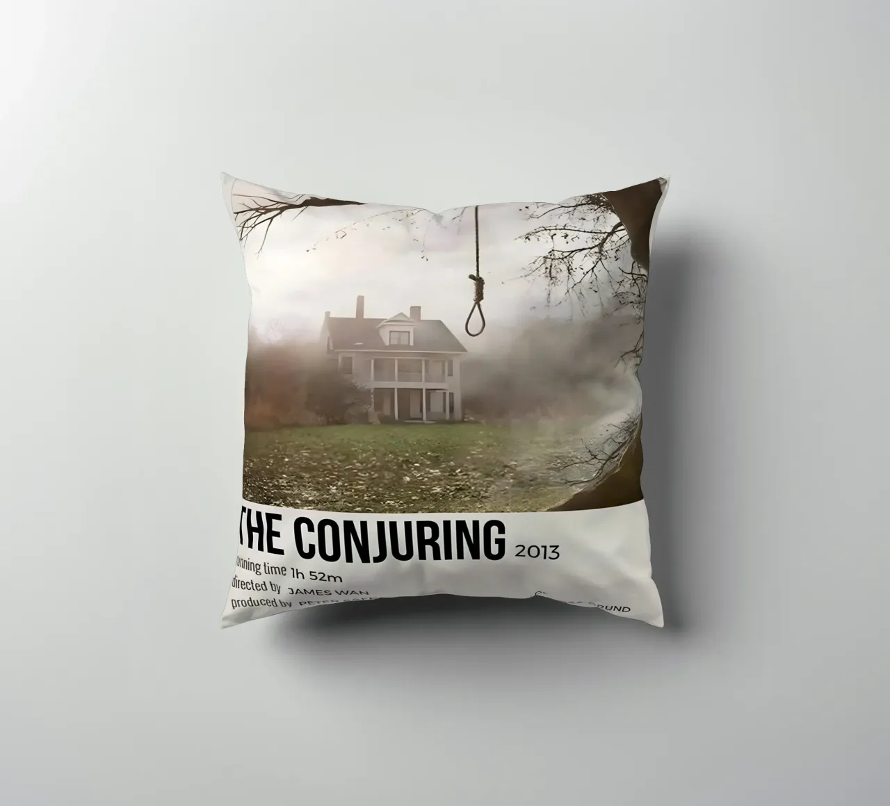 THE CONJURING 2013 cuscino da MVFminimalist