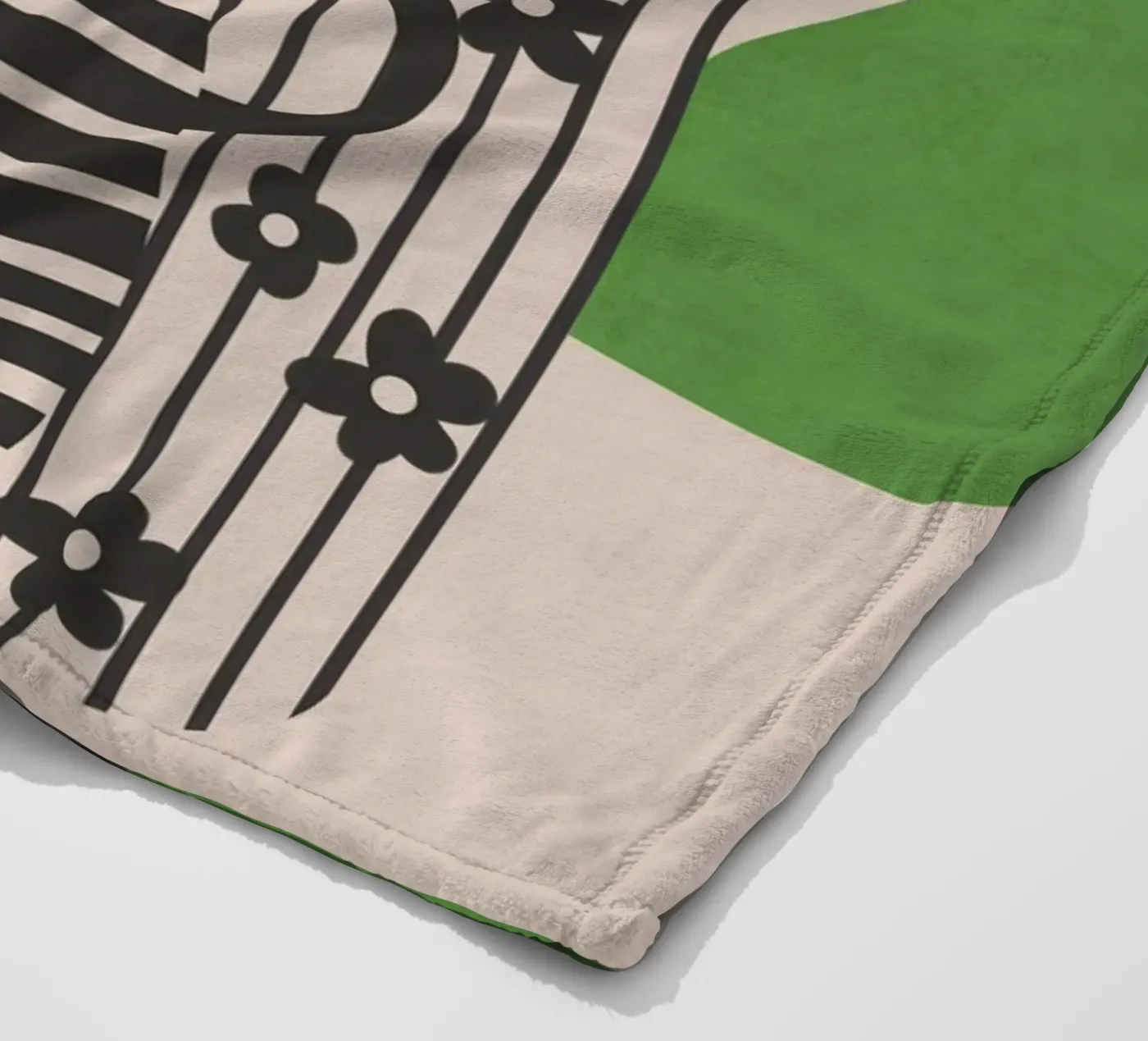 Patterned Stillness 7 coperta in pile da Flow Line