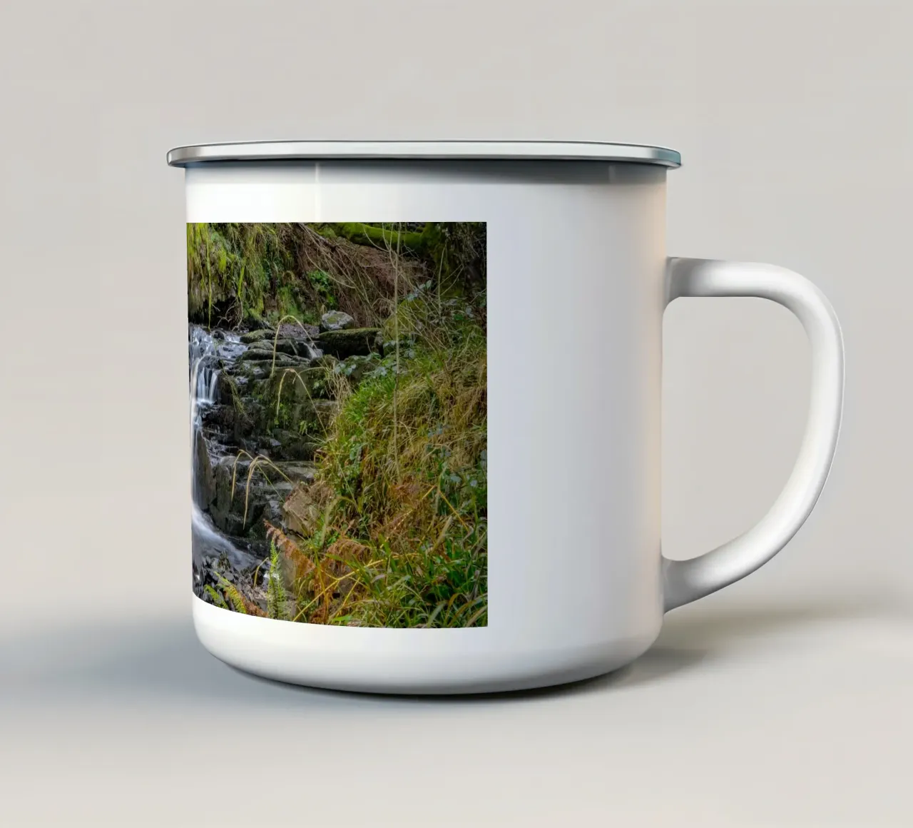 Glenariff Falls 3 tazza in smalto da Dave Hare Photography