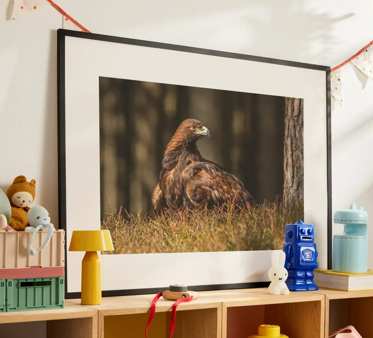 Golden Eagle poster con telaio in legno da Dave Hare Photography