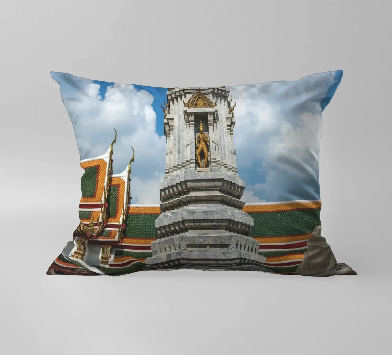 Grand Palace Pagoda cuscino da Dave Hare Photography