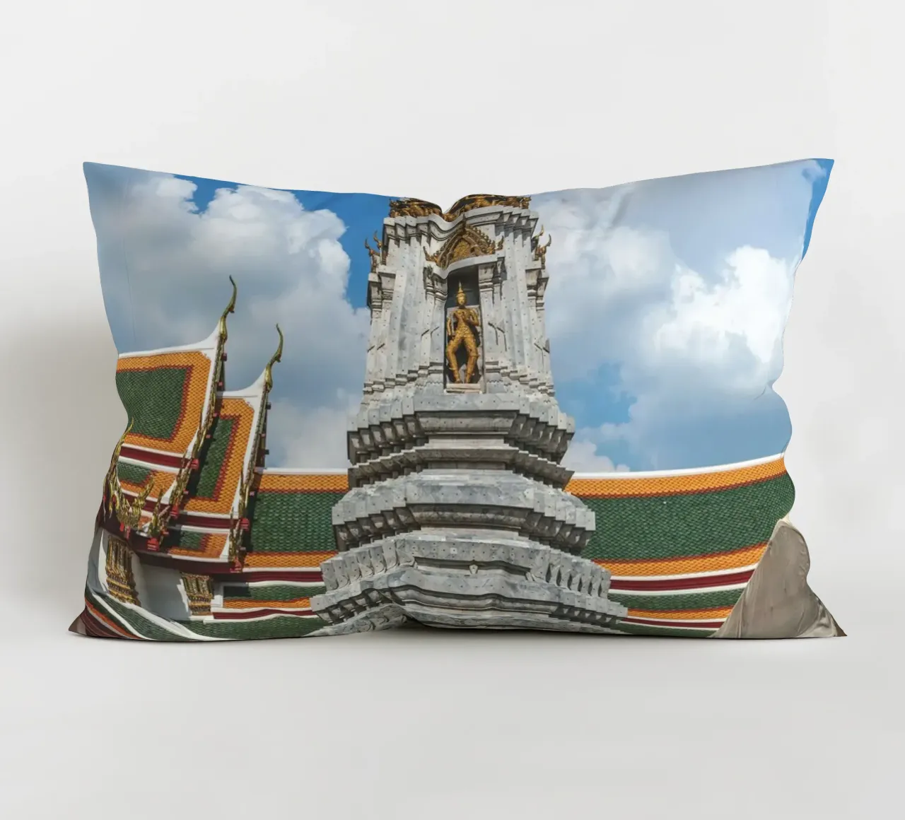 Grand Palace Pagoda cuscino da Dave Hare Photography