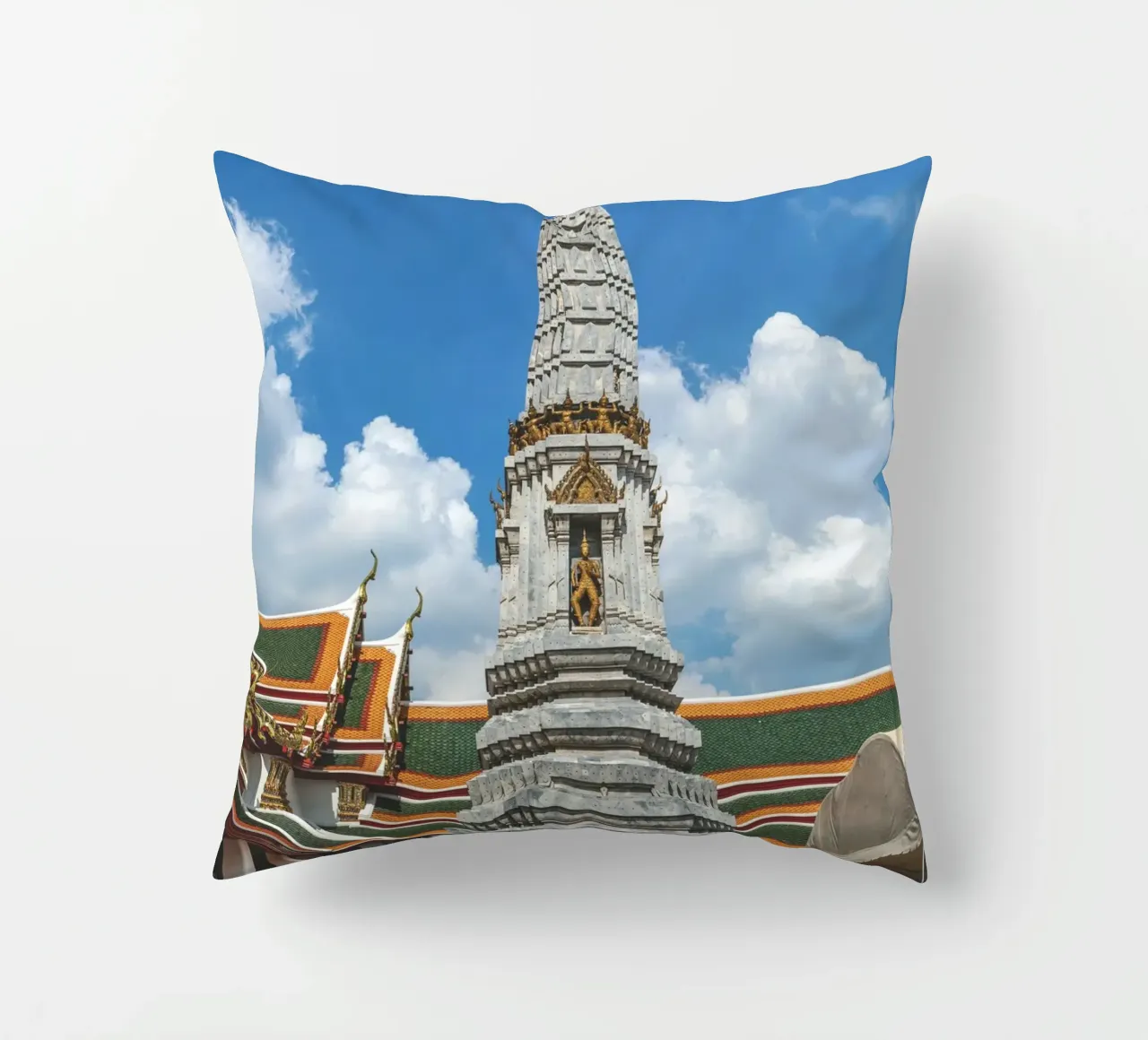 Grand Palace Pagoda cuscino da Dave Hare Photography