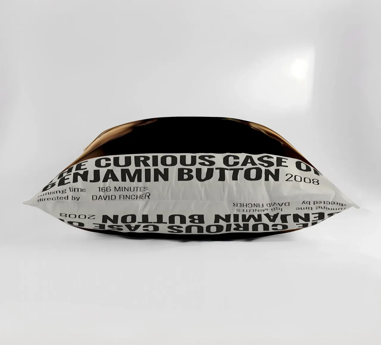 THE CURIOUS CASE OF BENJAMIN BUTTON 2008 cuscino da MVFminimalist