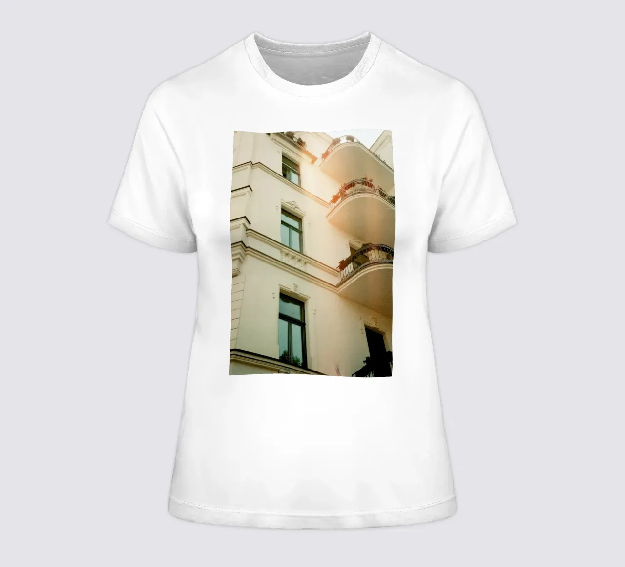 Analog Series Flares On Architecture t-shirt da donna da Sebastian Hilgetag