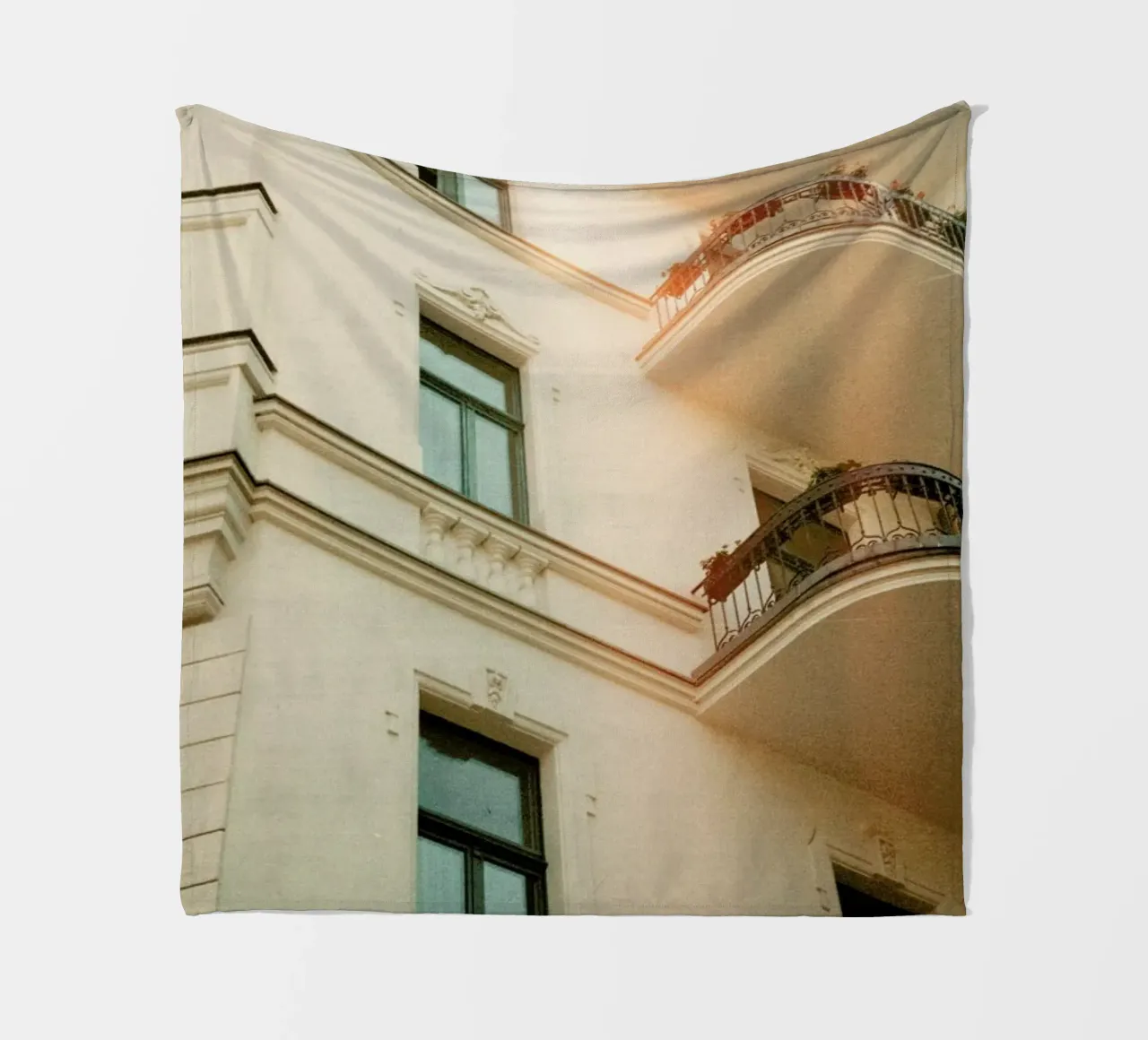 Analog Series Flares On Architecture coperta in pile da Sebastian Hilgetag
