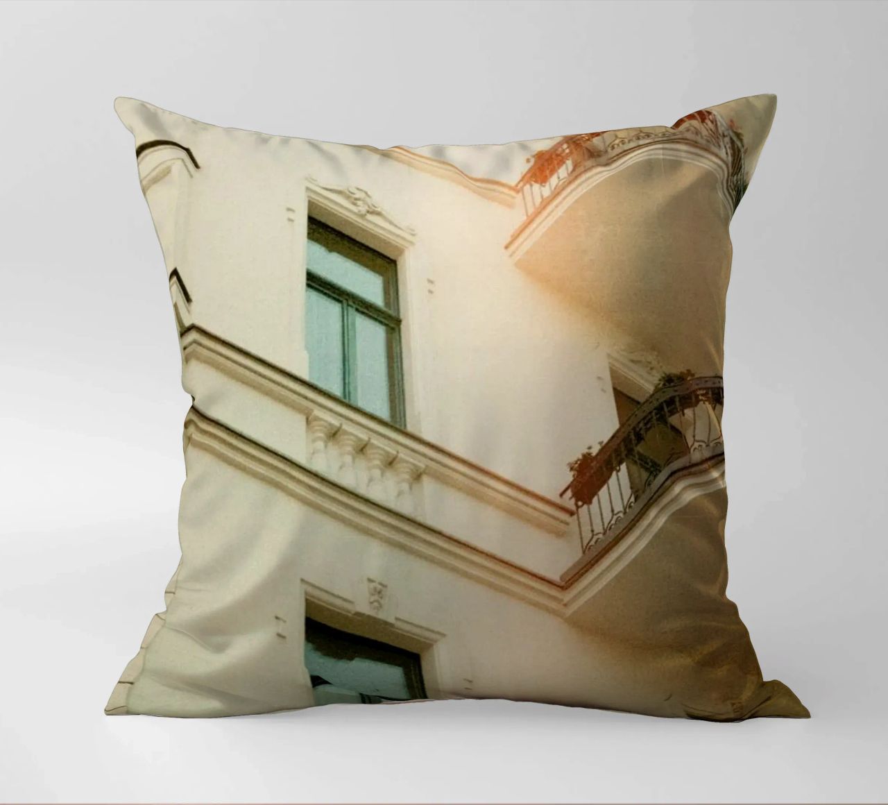 Analog Series Flares On Architecture cuscino da Sebastian Hilgetag