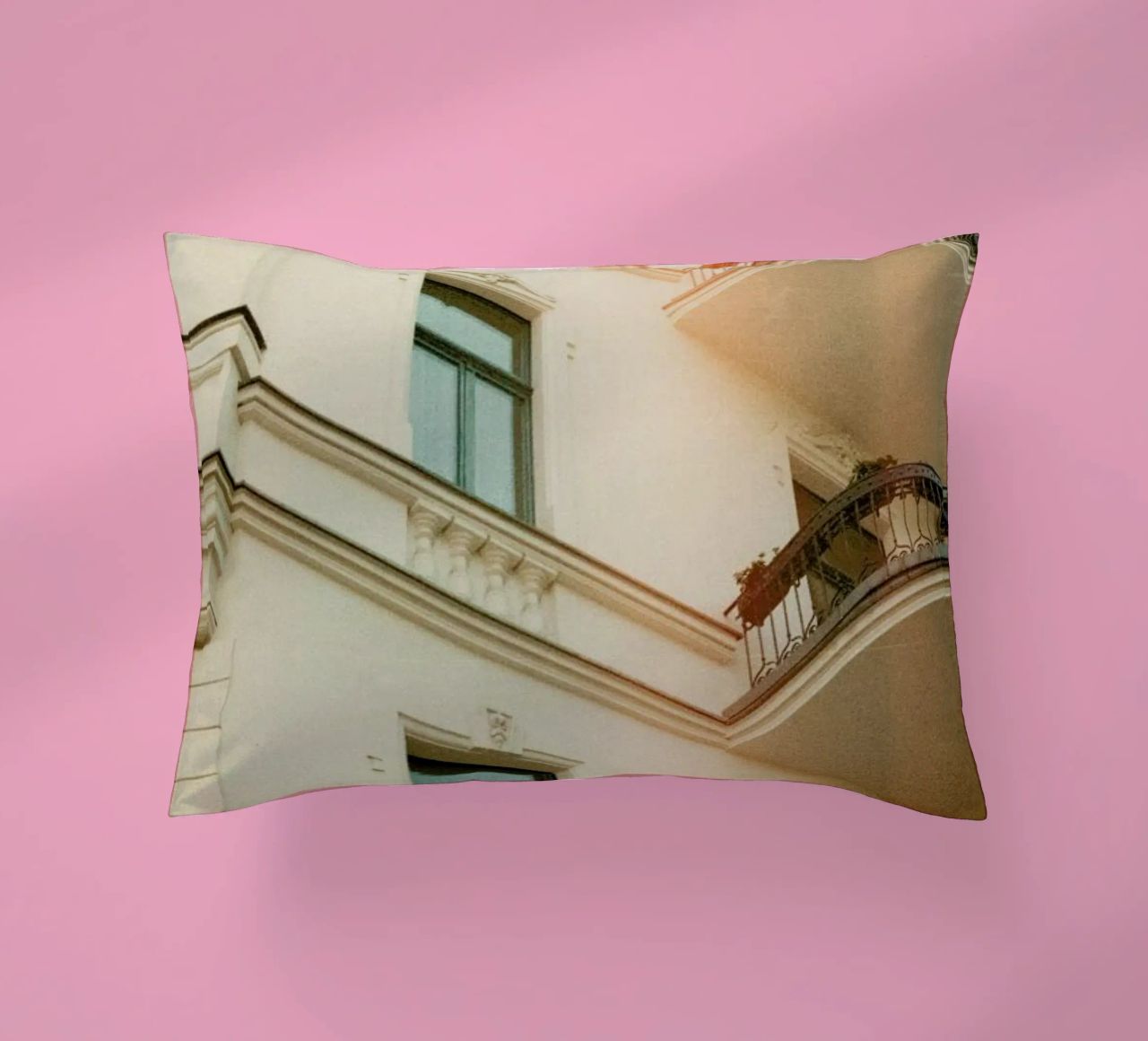 Analog Series Flares On Architecture cuscino da Sebastian Hilgetag