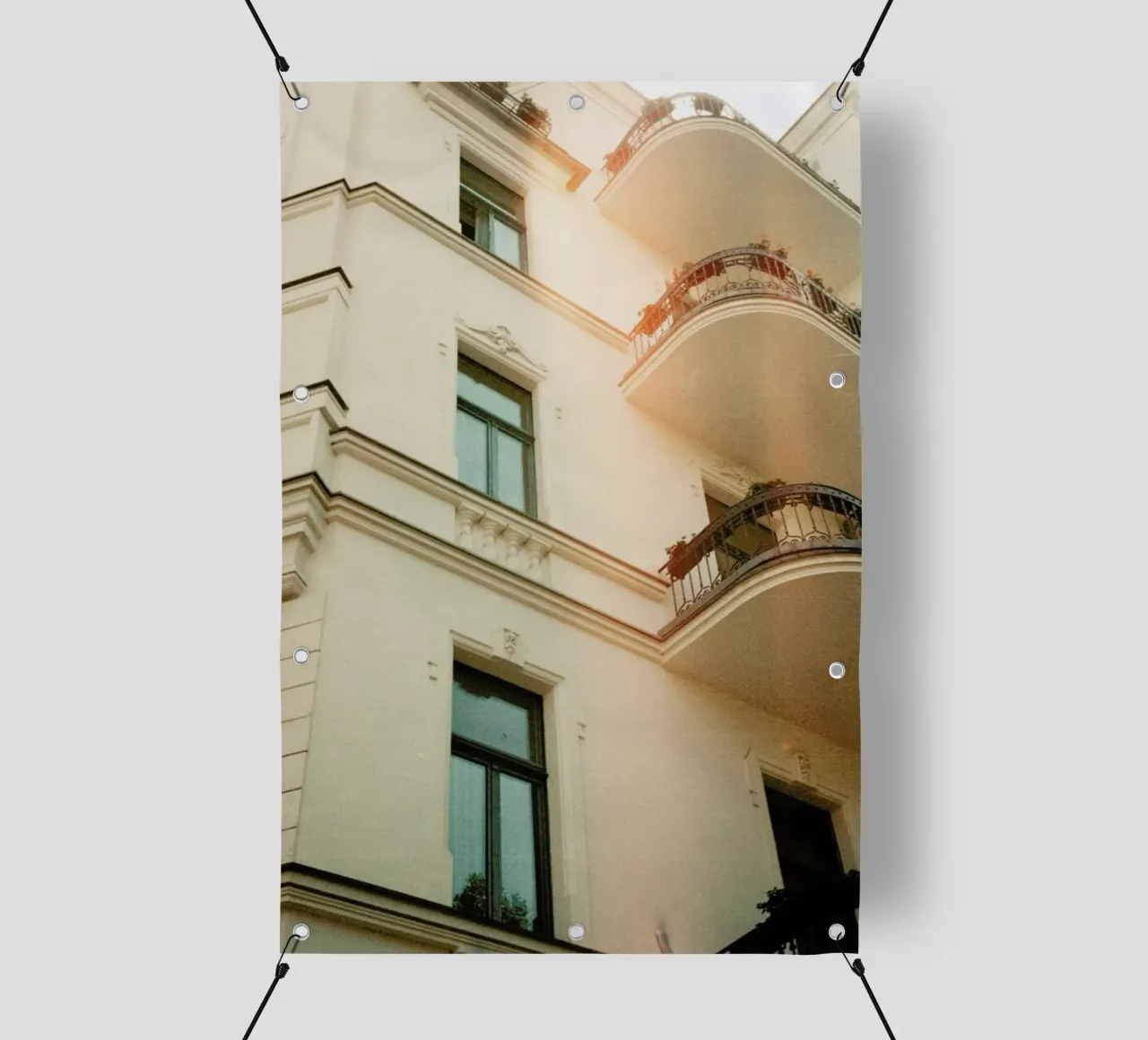 Analog Series Flares On Architecture telo in pvc da Sebastian Hilgetag