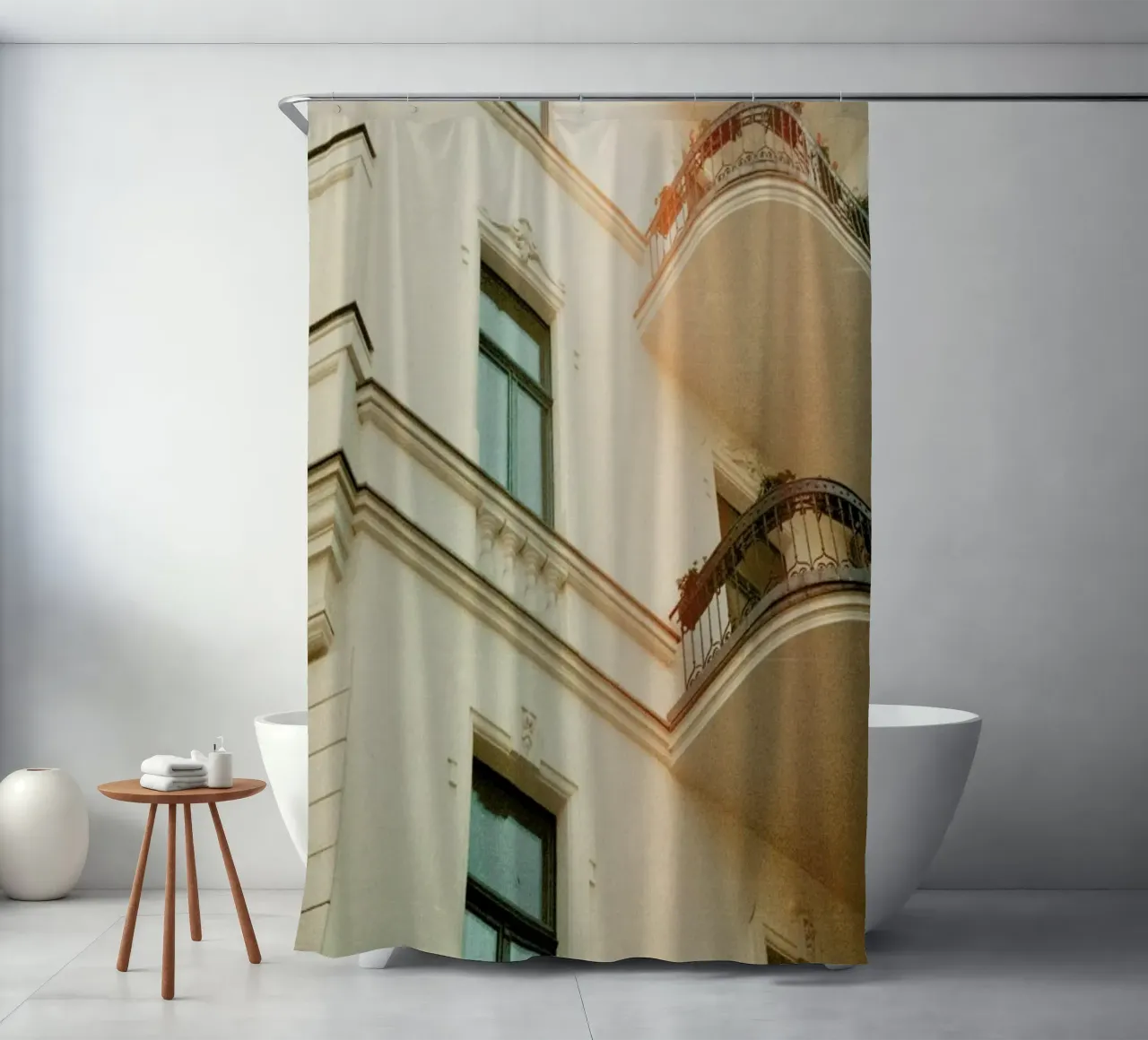 Analog Series Flares On Architecture Duschvorhang von Sebastian Hilgetag