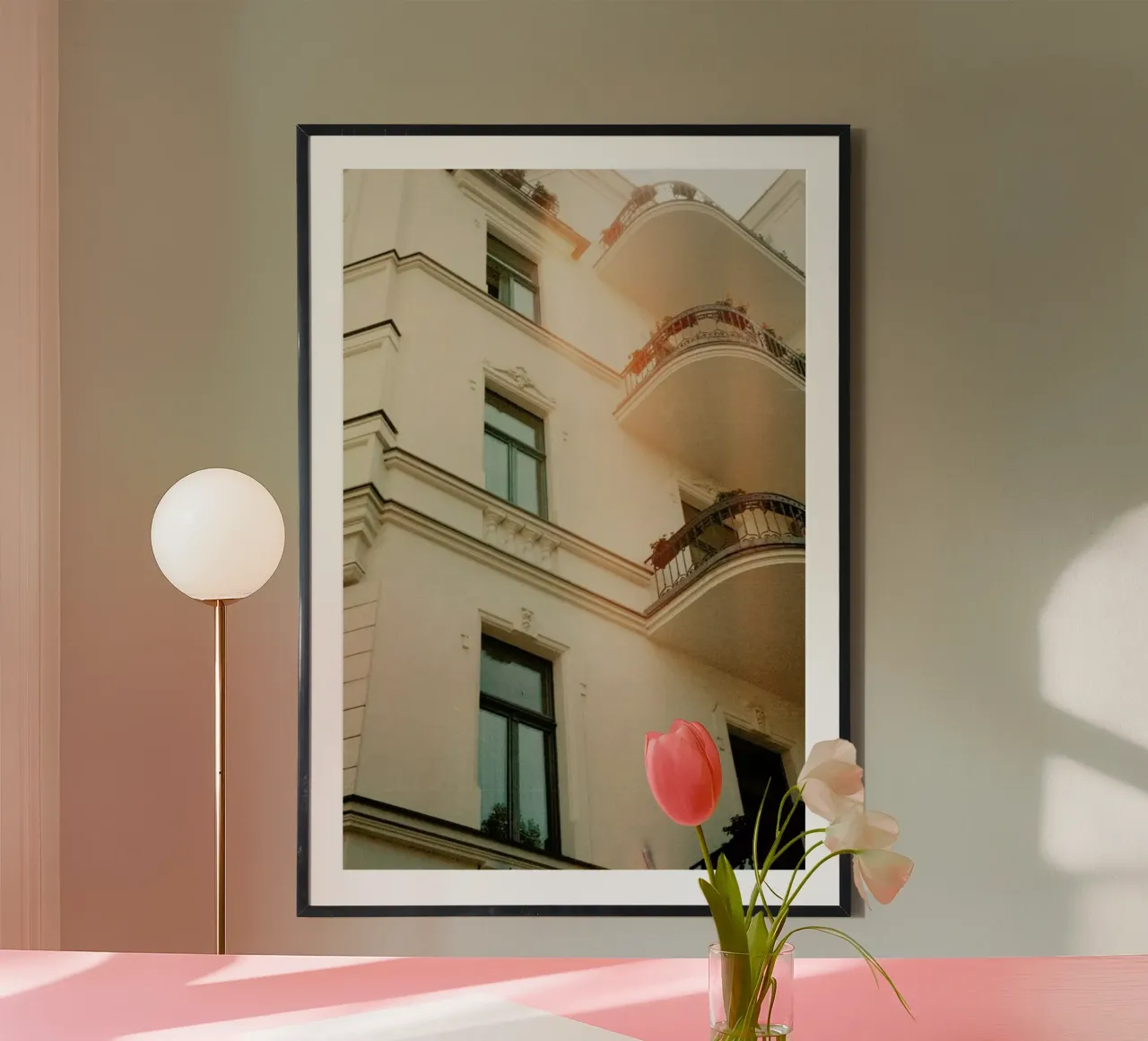 Analog Series Flares On Architecture Hahnemühle von Sebastian Hilgetag