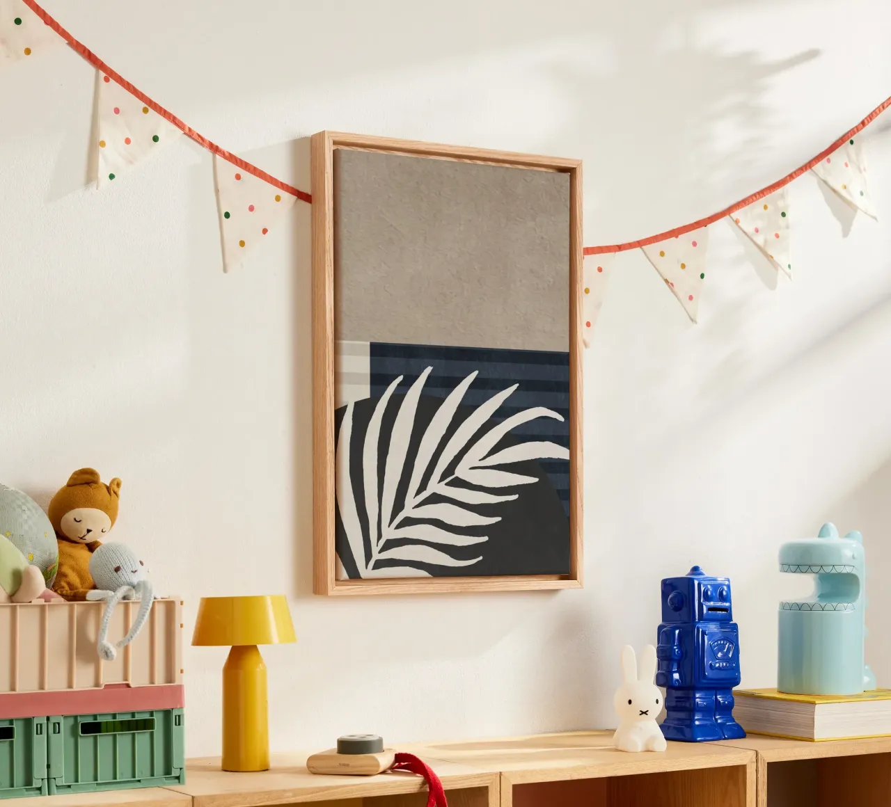 organic geometric abstract with white leaf tela con Cornice a cassetta da vintageshop
