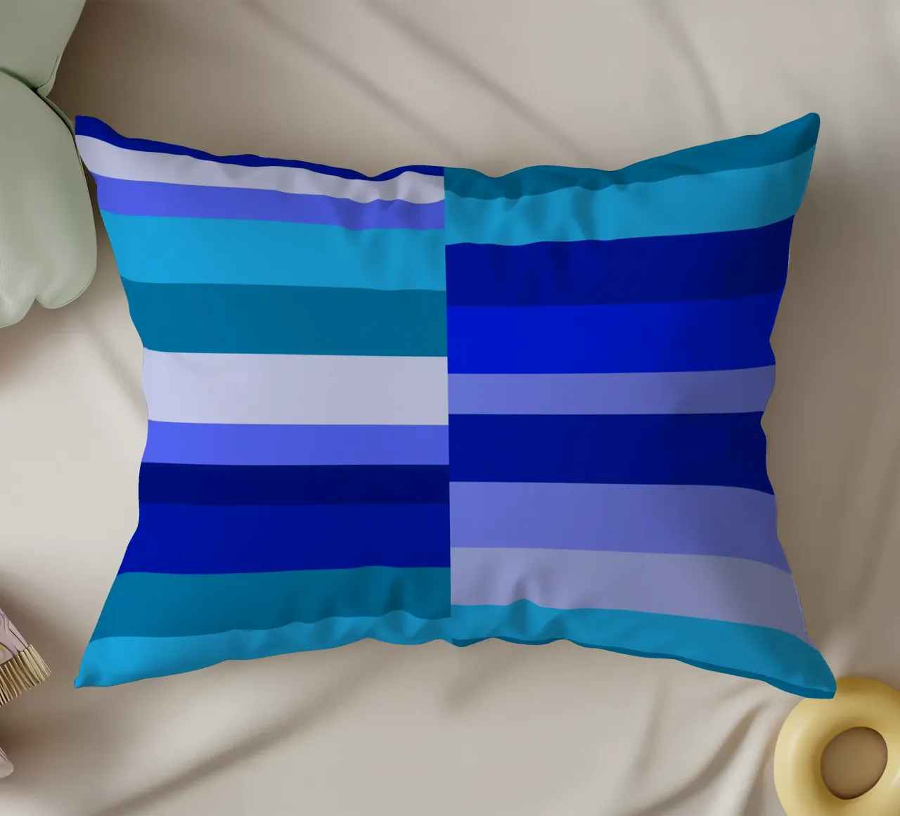 Strisce nei toni del blu, forme geometriche, stampa moderna cuscino da Lilou Art